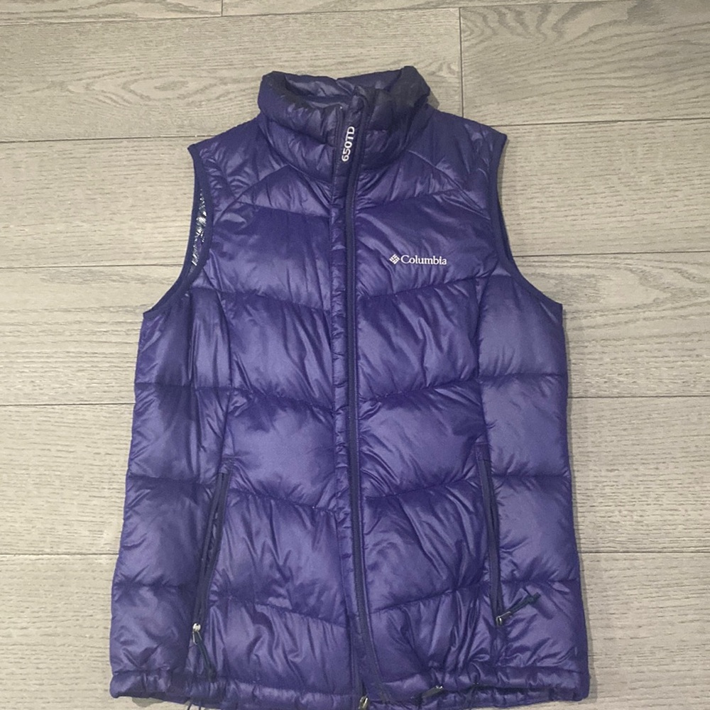 Womens M 650 Columbia Vest